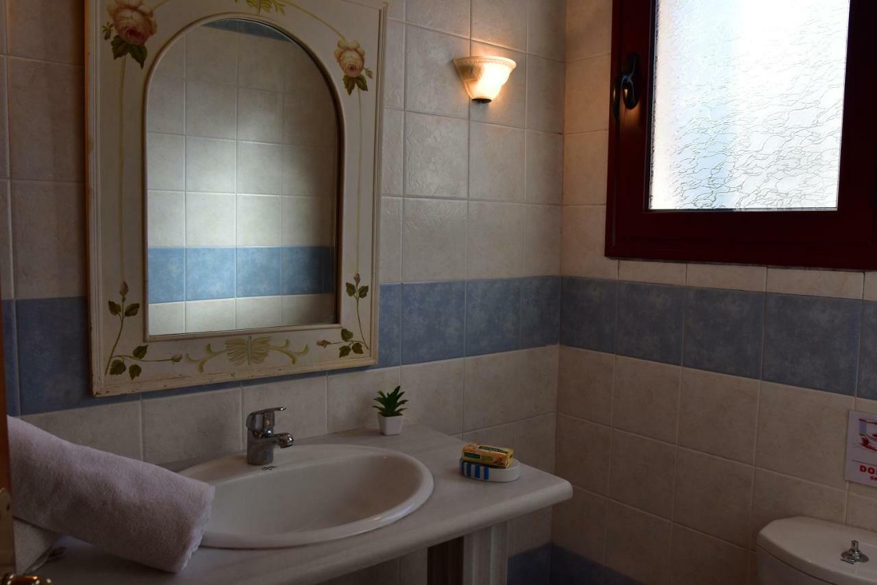 Anais Apartments Megas Limnionas ภายนอก รูปภาพ
