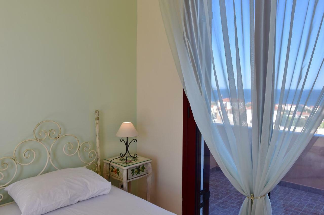 Anais Apartments Megas Limnionas ภายนอก รูปภาพ